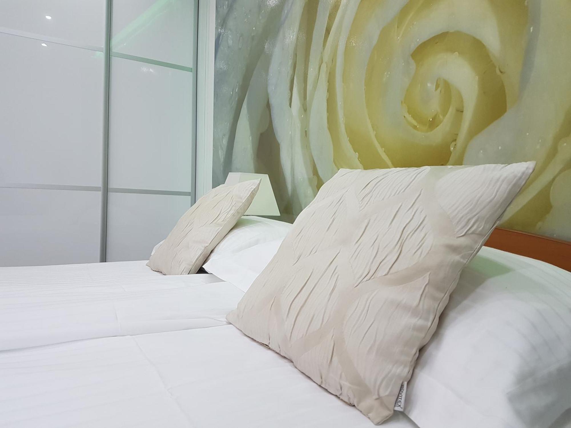 Palladium City Center Apartments Makarska Bagian luar foto