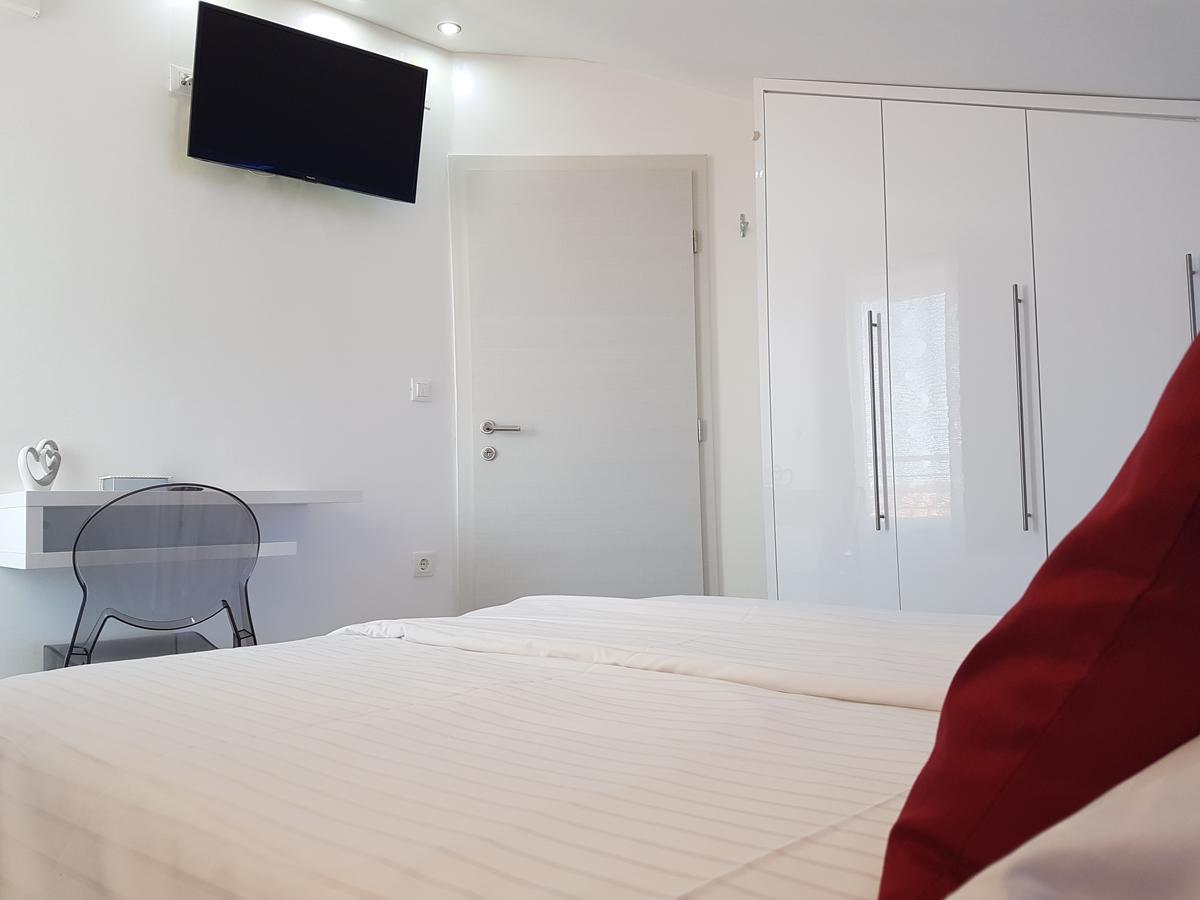 Palladium City Center Apartments Makarska Bagian luar foto
