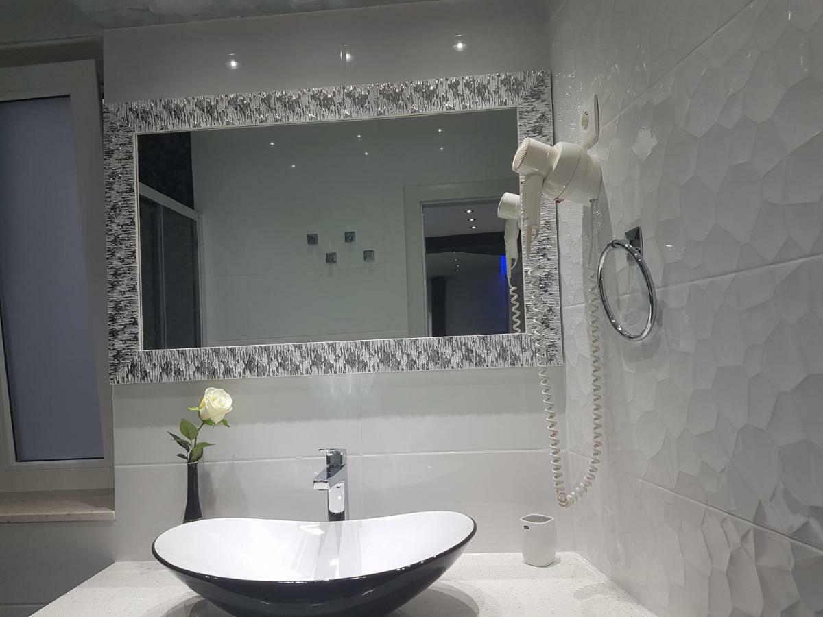 Palladium City Center Apartments Makarska Bagian luar foto