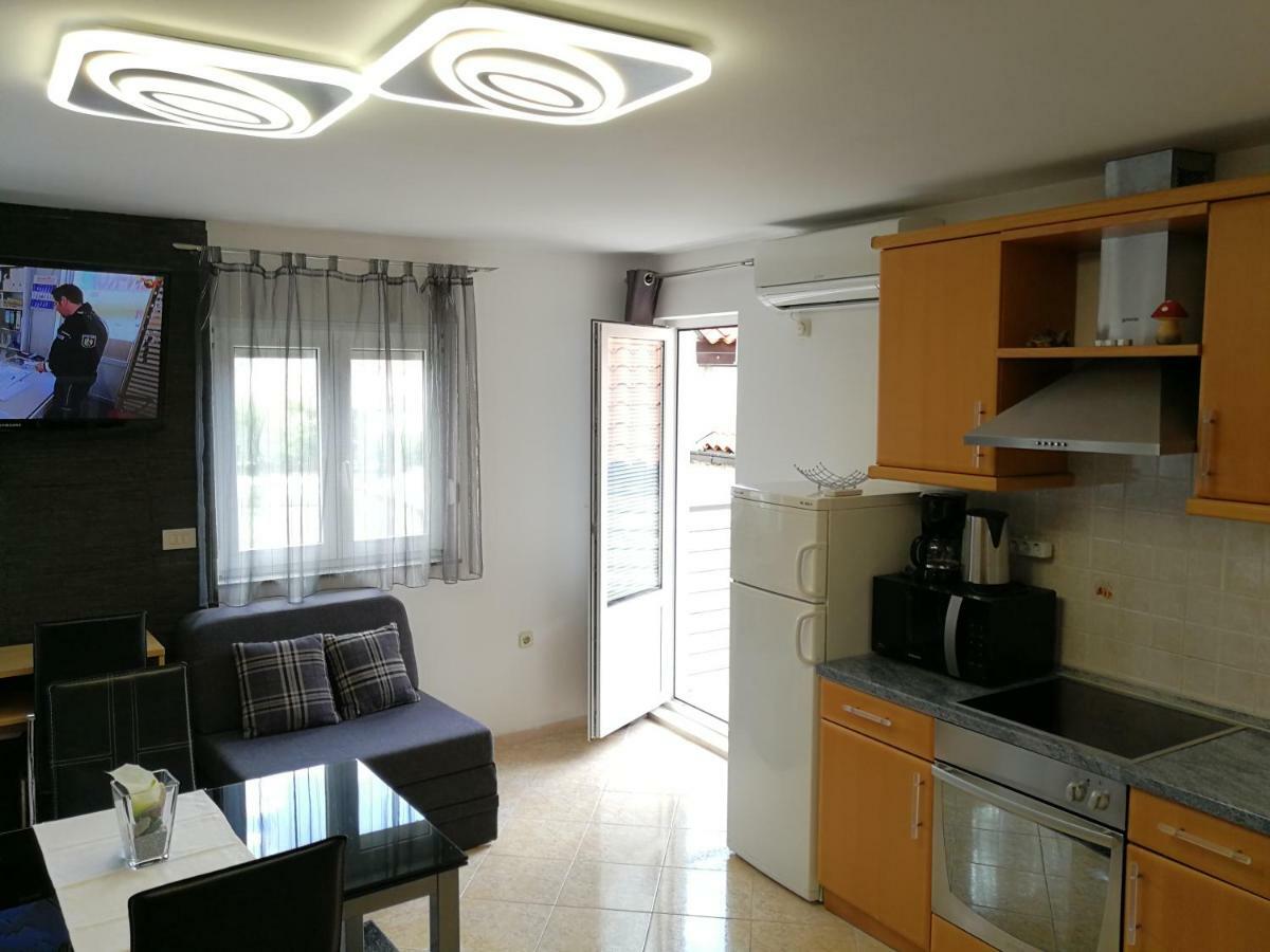 Palladium City Center Apartments Makarska Bagian luar foto